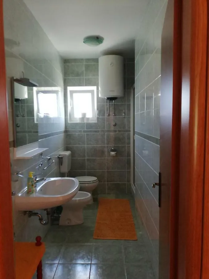 Apartments Ivic 拉布